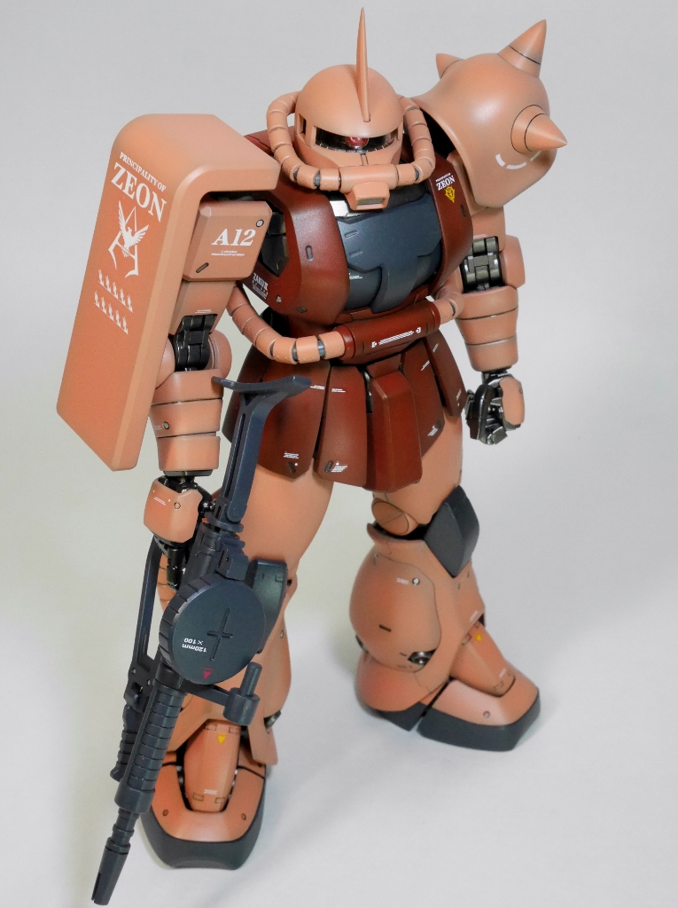 MG 1/100 MS-06S シャア専用ザクVer.2.0改修版完成品 完成品