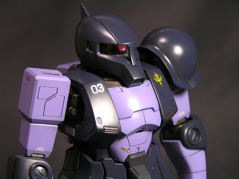 ＭＧ MS-05B 旧ザク 黒い三連星 完成品